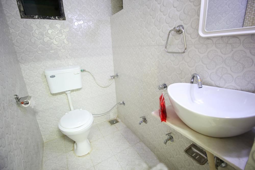 Hotel Honey Bunny Ahmedabad Exterior foto