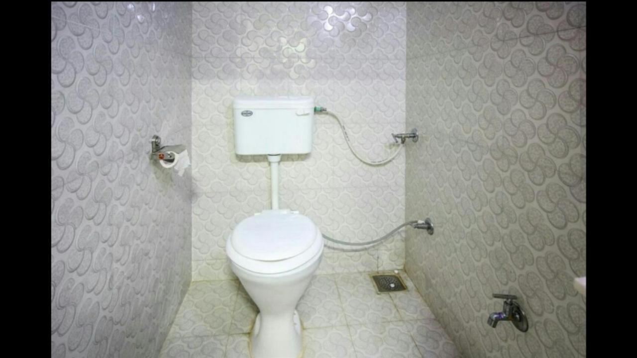 Hotel Honey Bunny Ahmedabad Exterior foto